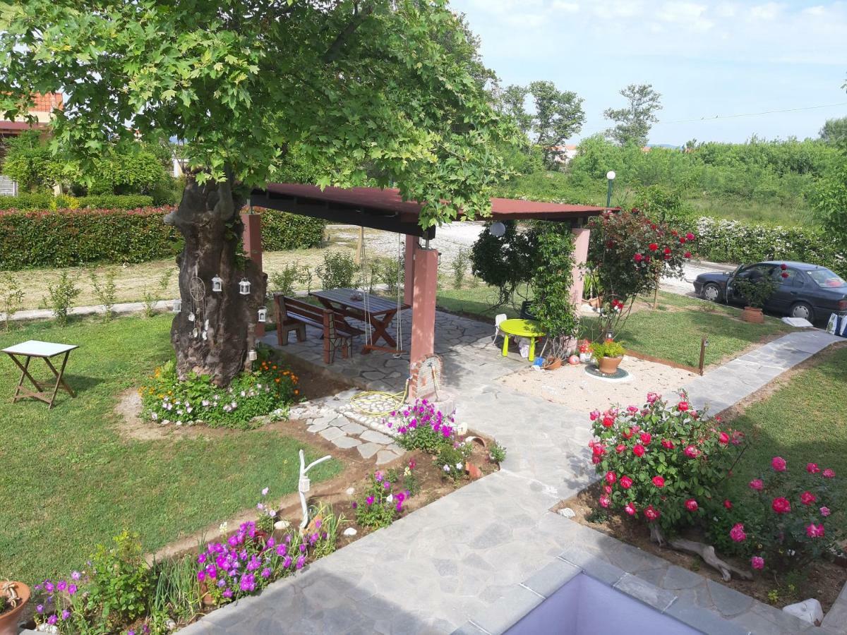 Evgenia Maisonette Ierissos Exterior foto