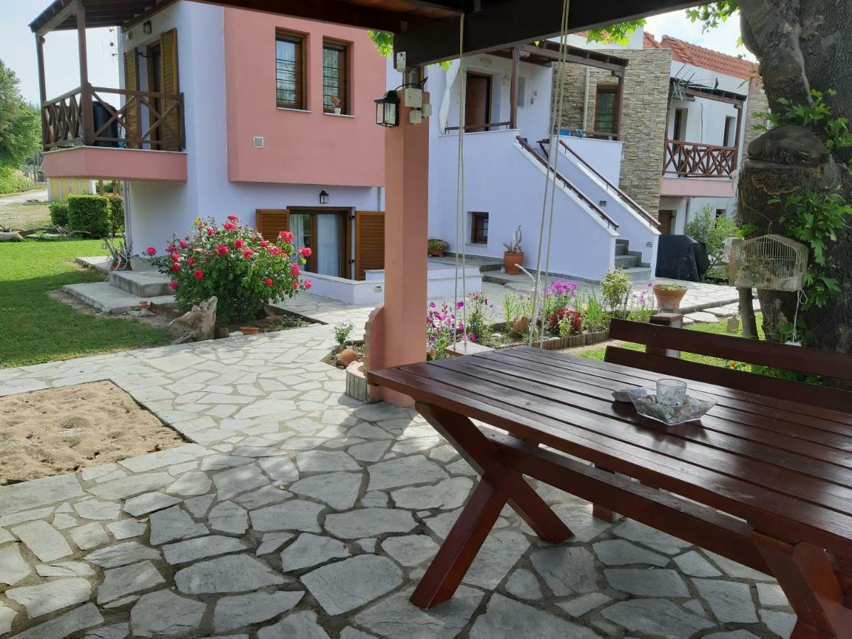 Evgenia Maisonette Ierissos Exterior foto